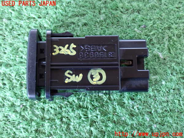 2UPJ-9232656308]ランクル100系(HDJ101K)スイッチ3 (IDLE UP) 中古_2