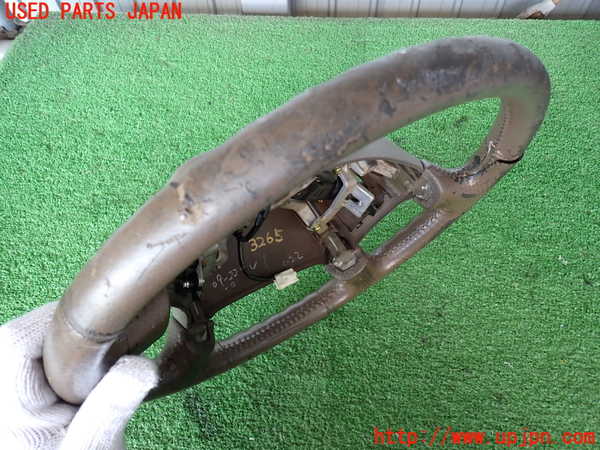 2UPJ-9232657855]ランクル100系(HDJ101K)ステアリングホイール (ジャンク品) 中古_3