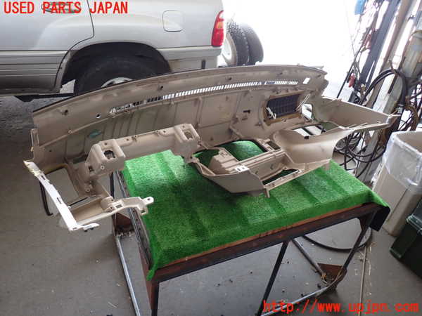 2UPJ-9232657505]ランクル100系(HDJ101K)ダッシュボード 中古_5