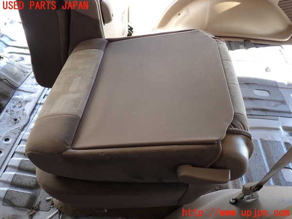 2UPJ-9232657175]ランクル100系(HDJ101K)左2列目シート 中古_4