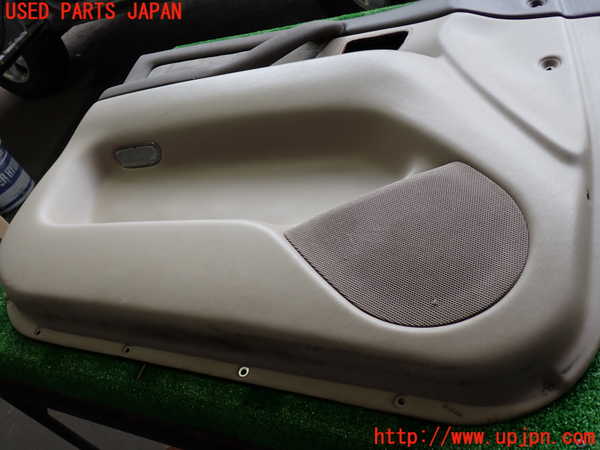 2UPJ-9232651264]ランクル100系(HDJ101K)左前ドア内張り 中古_2