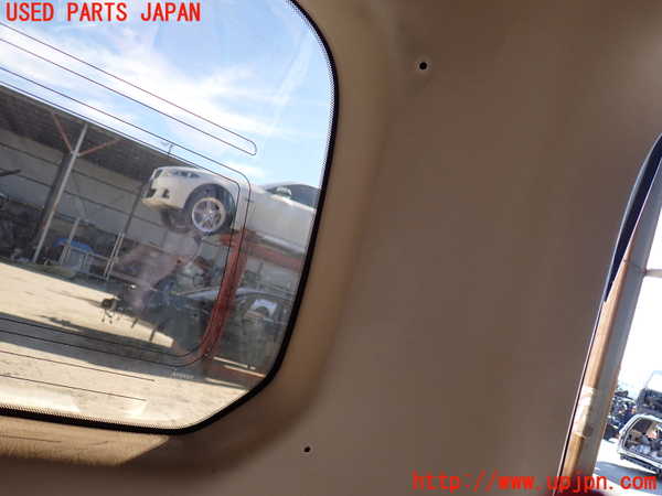 2UPJ-9232657675]ランクル100系(HDJ101K)右リアピラートリム 中古_3