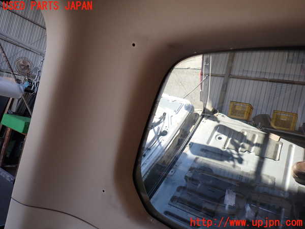 2UPJ-9232657680]ランクル100系(HDJ101K)左リアピラートリム 中古_3