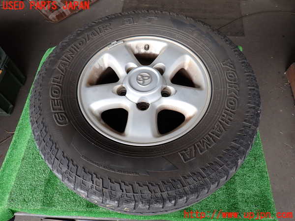 2UPJ-9232659032]ランクル100系(HDJ101K)タイヤ　ホイール　1本② 275/70R16 中古_2