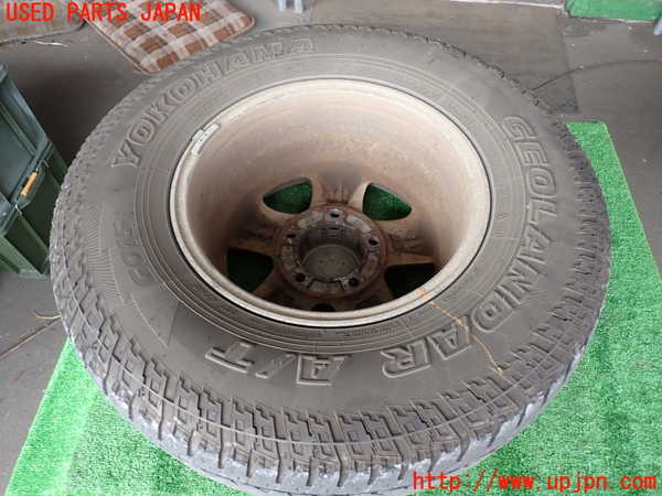2UPJ-9232659032]ランクル100系(HDJ101K)タイヤ　ホイール　1本② 275/70R16 中古_5