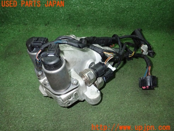 3UPJ=9232660112]BMW 640i クーペ(LW30C F13)純正 6775258 ダイナミック ドライブ コントロール バルブ 中古_2