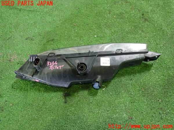 1UPJ-9232661180]BMW 640i クーペ(LW30C F13)右フォグ 中古_4