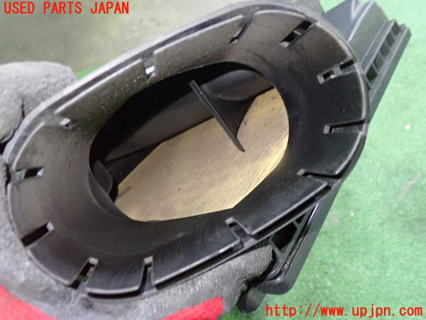 1UPJ-9232662560]BMW 640i クーペ(LW30C F13)エアクリーナーボックス 中古_3
