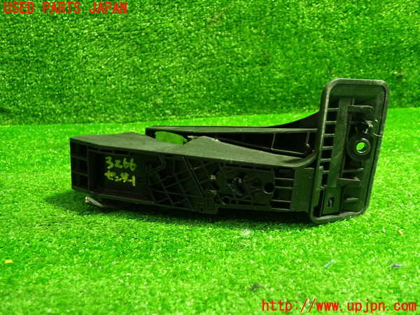 1UPJ-9232666381]BMW 640i クーペ(LW30C F13)センサー1 (アクセルペダル) 中古_3