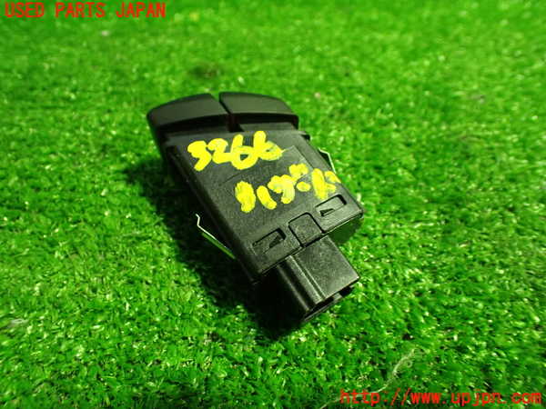 1UPJ-9232666290]BMW 640i クーペ(LW30C F13)ハザードスイッチ 中古_3