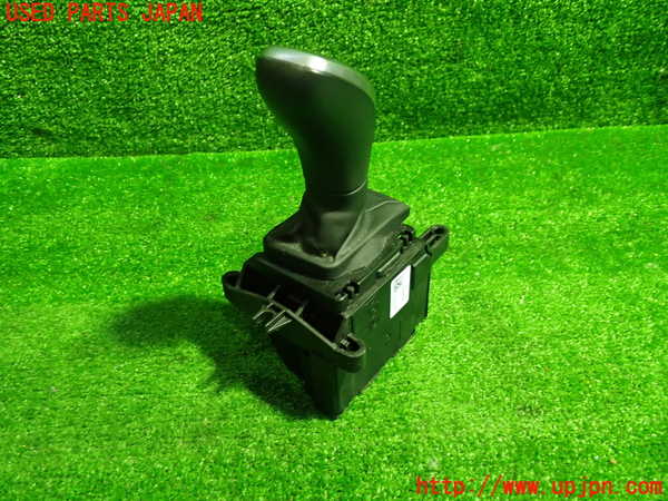 1UPJ-9232667555]BMW 640i クーペ(LW30C F13)ATシフトレバー 中古_3