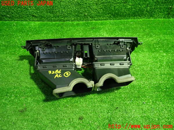 1UPJ-9232667528]BMW 640i クーペ(LW30C F13)エアコン吹き出し口3 (真中) 中古_2