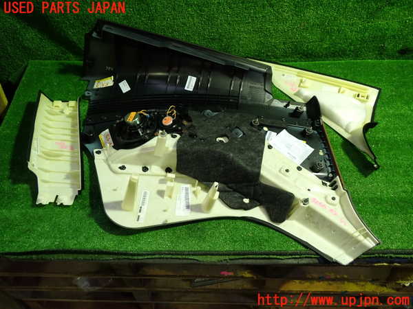 1UPJ-9232667675]BMW 640i クーペ(LW30C F13)右リアピラートリム 中古_3