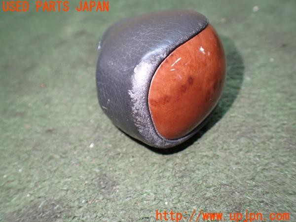 3UPJ=9232670614]ヴェルファイア(GGH20W)純正 シフトノブ 木目 ウッド 中古_3