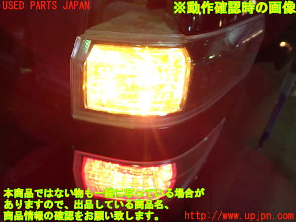 1UPJ-9232671530]ヴェルファイア(GGH20W)右テールランプ 中古_4