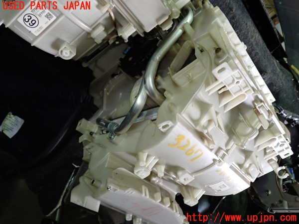 1UPJ-9232676081]ヴェルファイア(GGH20W)エバポレーター1 (フロント) 中古_3
