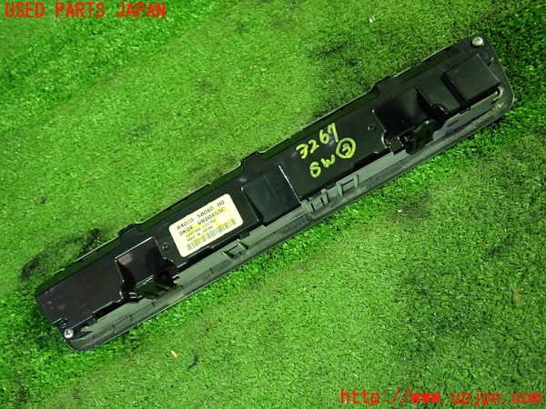 1UPJ-9232676308]ヴェルファイア(GGH20W)スイッチ3 (リヤエアコン) 中古_4