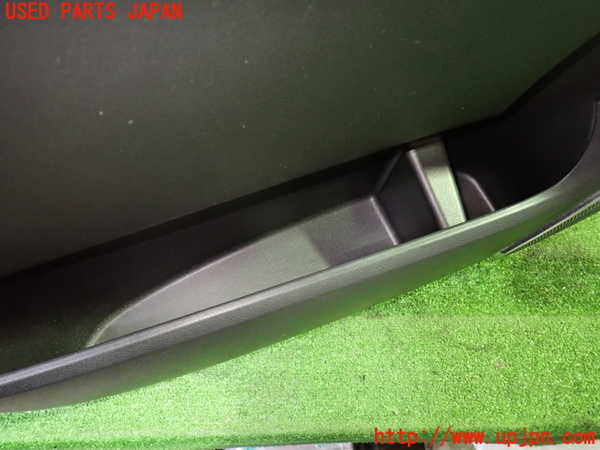 1UPJ-9232671264]ヴェルファイア(GGH20W)左前ドア内張り 中古_3