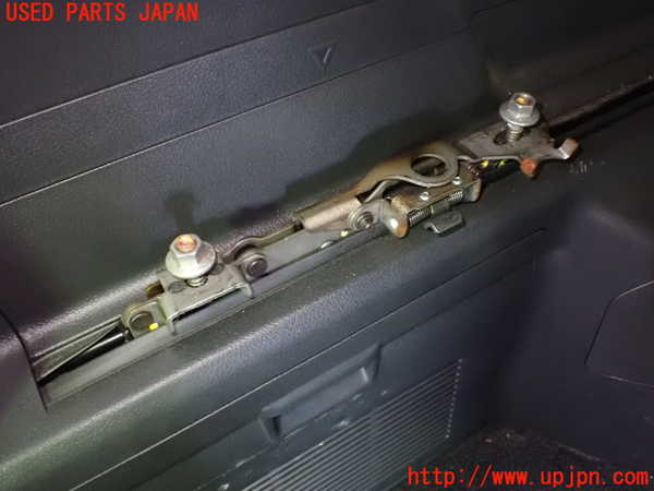 1UPJ-9232677499]ヴェルファイア(GGH20W)シートレール④4 中古_3