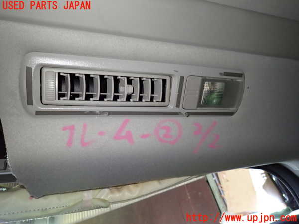 1UPJ-9232676412]ヴェルファイア(GGH20W)ルームランプ2 (2列目) 中古_3