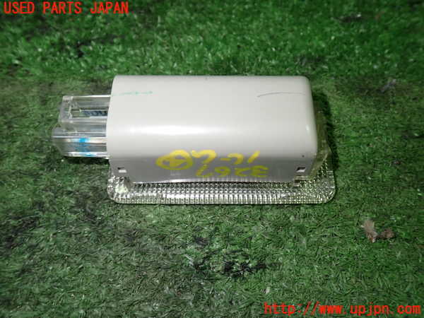1UPJ-9232676414]ヴェルファイア(GGH20W)ルームランプ4 (ラゲッジ) 中古_2