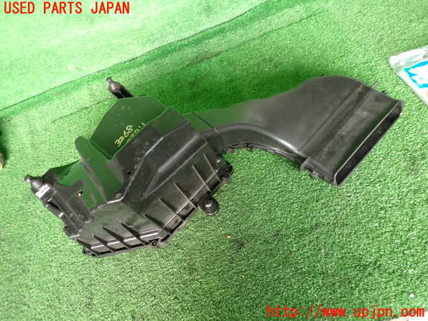2UPJ-9232682560]ボルボ・V40(MB4154T)エアクリーナーボックス 中古_3