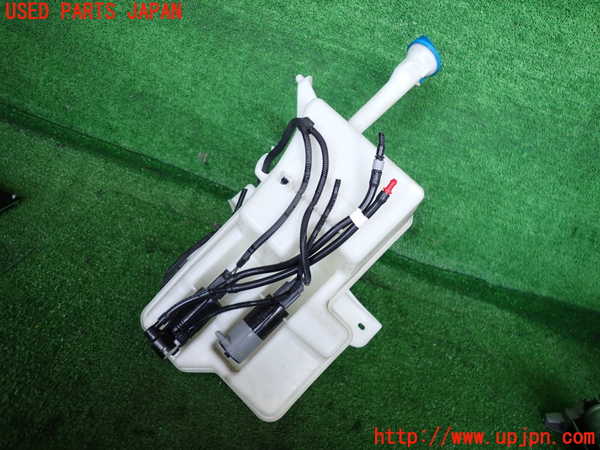 2UPJ-9232686791]ボルボ・V40(MB4154T)ウォッシャータンク1 中古_2
