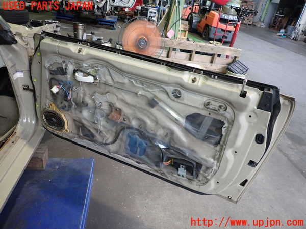 2UPJ-9232691230]フィガロ(FK10)右前ドア (M245) 中古_4