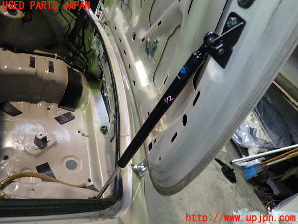 2UPJ-9232691506]フィガロ(FK10)トランクダンパー (ジャンク品) 中古_2