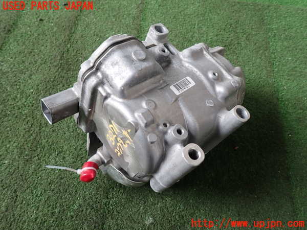 2UPJ-9232716025]プロボックス バン ハイブリッド(NHP160V)エアコンコンプレッサー 中古_2