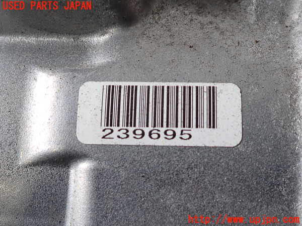 2UPJ-9232716025]プロボックス バン ハイブリッド(NHP160V)エアコンコンプレッサー 中古_4