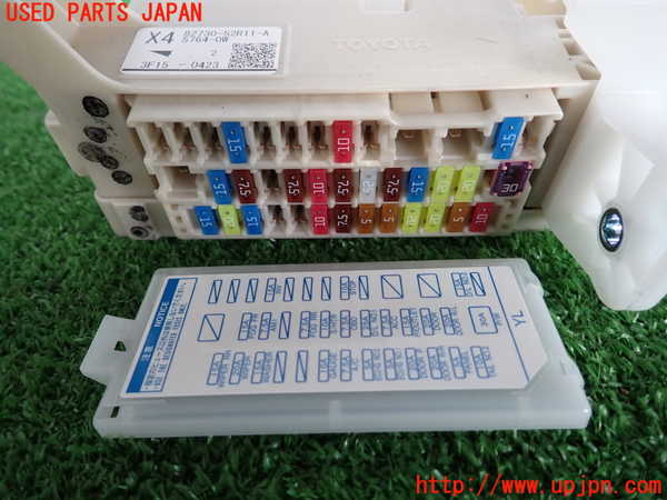 2UPJ-9232716741]プロボックス バン ハイブリッド(NHP160V)ヒューズボックス1 中古_2