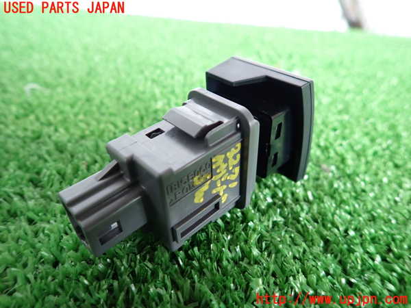 2UPJ-9232716290]プロボックス バン ハイブリッド(NHP160V)ハザードスイッチ 中古_2