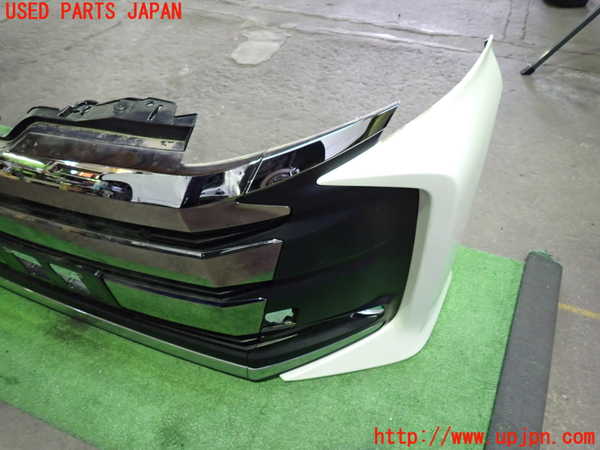 1UPJ-9232721010]ノアハイブリッド(ヴォクシーハイブリッド)(ZWR90W)フロントバンパー 中古_2