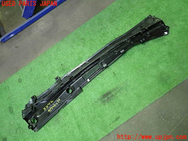 1UPJ-9232721190]ノアハイブリッド(ヴォクシーハイブリッド)(ZWR90W)カウルトップ 中古_2