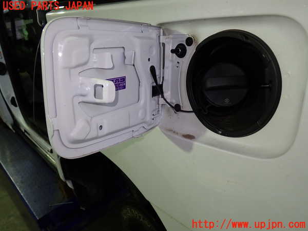 1UPJ-9232721690]ノアハイブリッド(ヴォクシーハイブリッド)(ZWR90W)フューエルリッド 中古_2