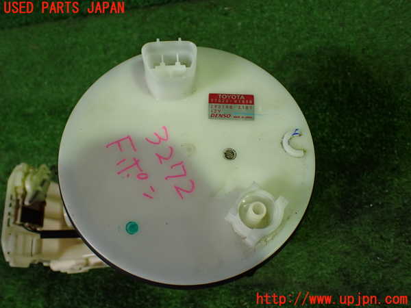 1UPJ-9232722510]ノアハイブリッド(ヴォクシーハイブリッド)(ZWR90W)燃料ポンプ 中古_3