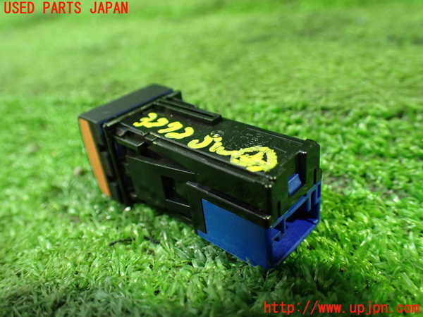 1UPJ-9232726309]ノアハイブリッド(ヴォクシーハイブリッド)(ZWR90W)スイッチ4 (PWR DOOR OFF) 中古_2