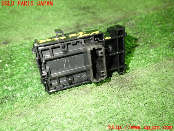 1UPJ-9232726245]ノアハイブリッド(ヴォクシーハイブリッド)(ZWR90W)左前パワーウィンドウスイッチ 中古_2