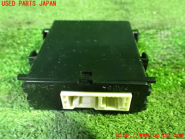 1UPJ-9232726151]ノアハイブリッド(ヴォクシーハイブリッド)(ZWR90W)コンピューター6 (ワイパーリレー) 中古_2