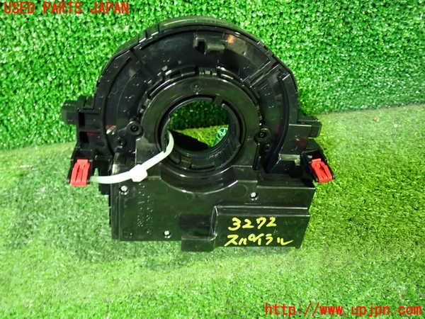 1UPJ-9232726800]ノアハイブリッド(ヴォクシーハイブリッド)(ZWR90W)スパイラルケーブル(リール) 中古_2