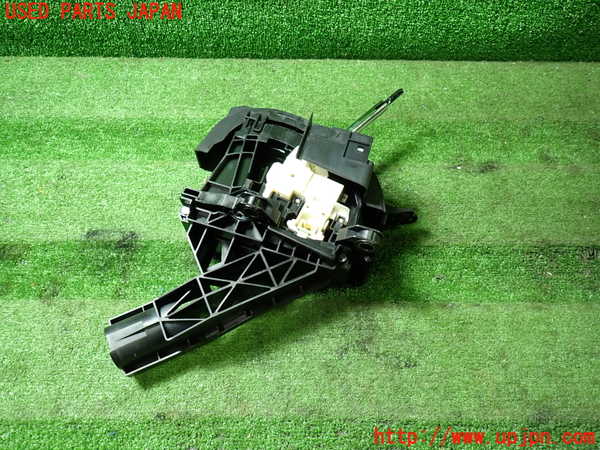 1UPJ-9232727555]ノアハイブリッド(ヴォクシーハイブリッド)(ZWR90W)ATシフトレバー 中古_2