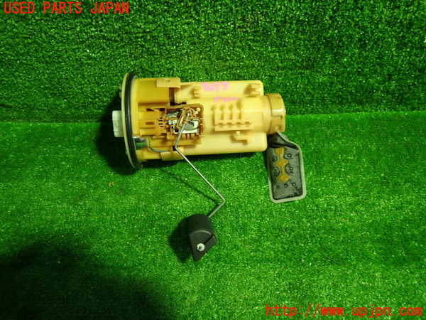 1UPJ-9232732510]ヴォクシー(ノア)(AZR60G)燃料ポンプ 中古_2
