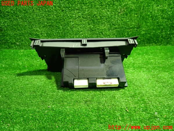1UPJ-9232736066]ヴォクシー(ノア)(AZR60G)エアコンスイッチ1 中古_2