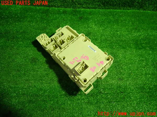 1UPJ-9232736741]ヴォクシー(ノア)(AZR60G)ヒューズボックス1 中古_3