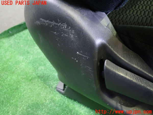 1UPJ-9232737035]ヴォクシー(ノア)(AZR60G)運転席シート 中古_2