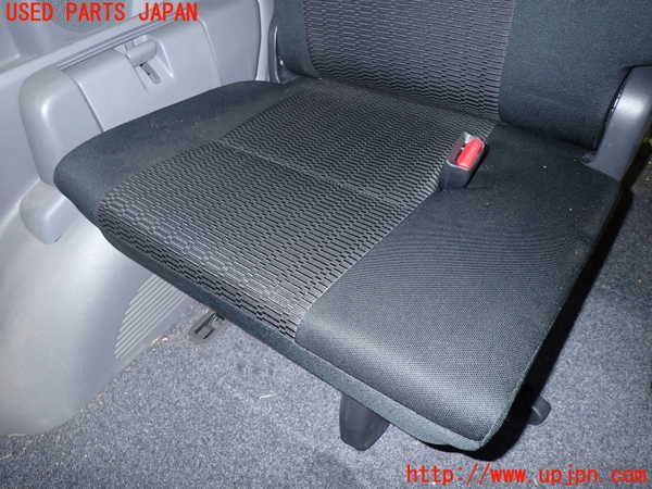 1UPJ-9232737235]ヴォクシー(ノア)(AZR60G)右3列目シート 中古_3