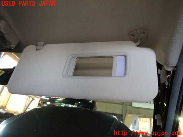 1UPJ-9232737625]ヴォクシー(ノア)(AZR60G)室内サンバイザー右側 中古_3
