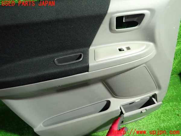 1UPJ-9232731264]ヴォクシー(ノア)(AZR60G)左前ドア内張り 中古_4