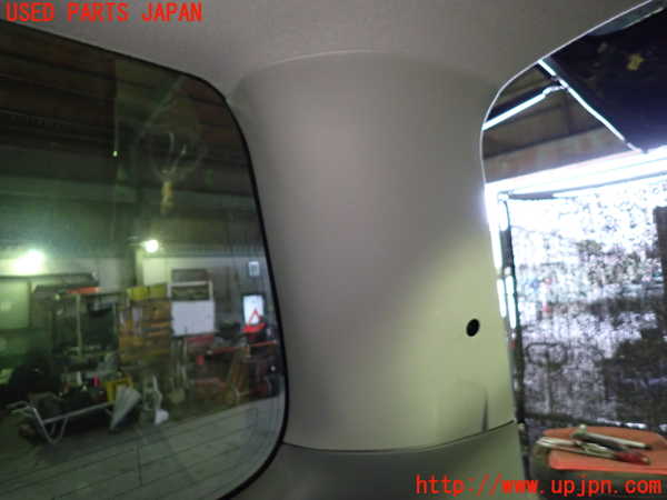 1UPJ-9232737675]ヴォクシー(ノア)(AZR60G)右リアピラートリム 中古_3